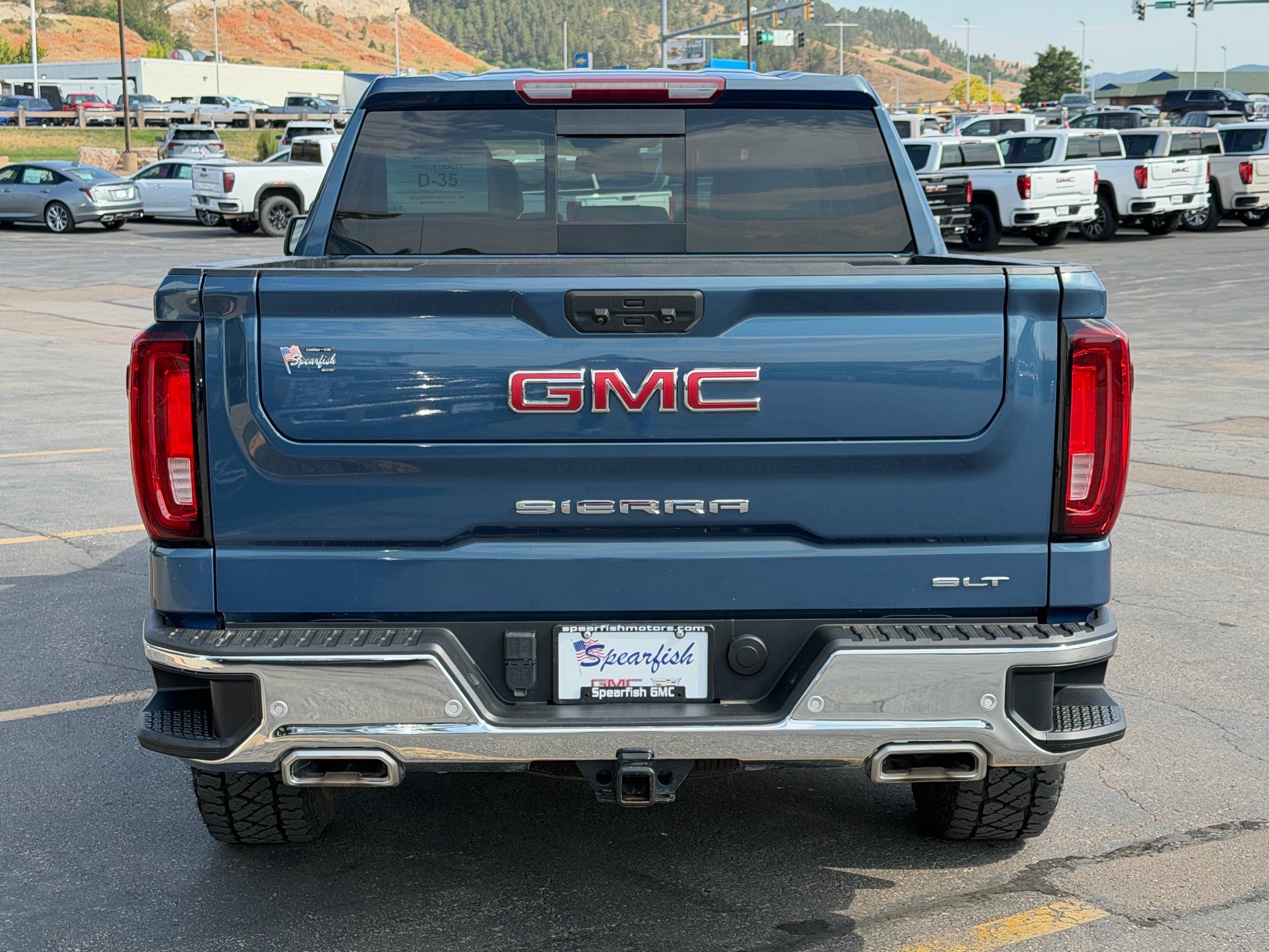 2024 GMC Sierra 1500 SLT