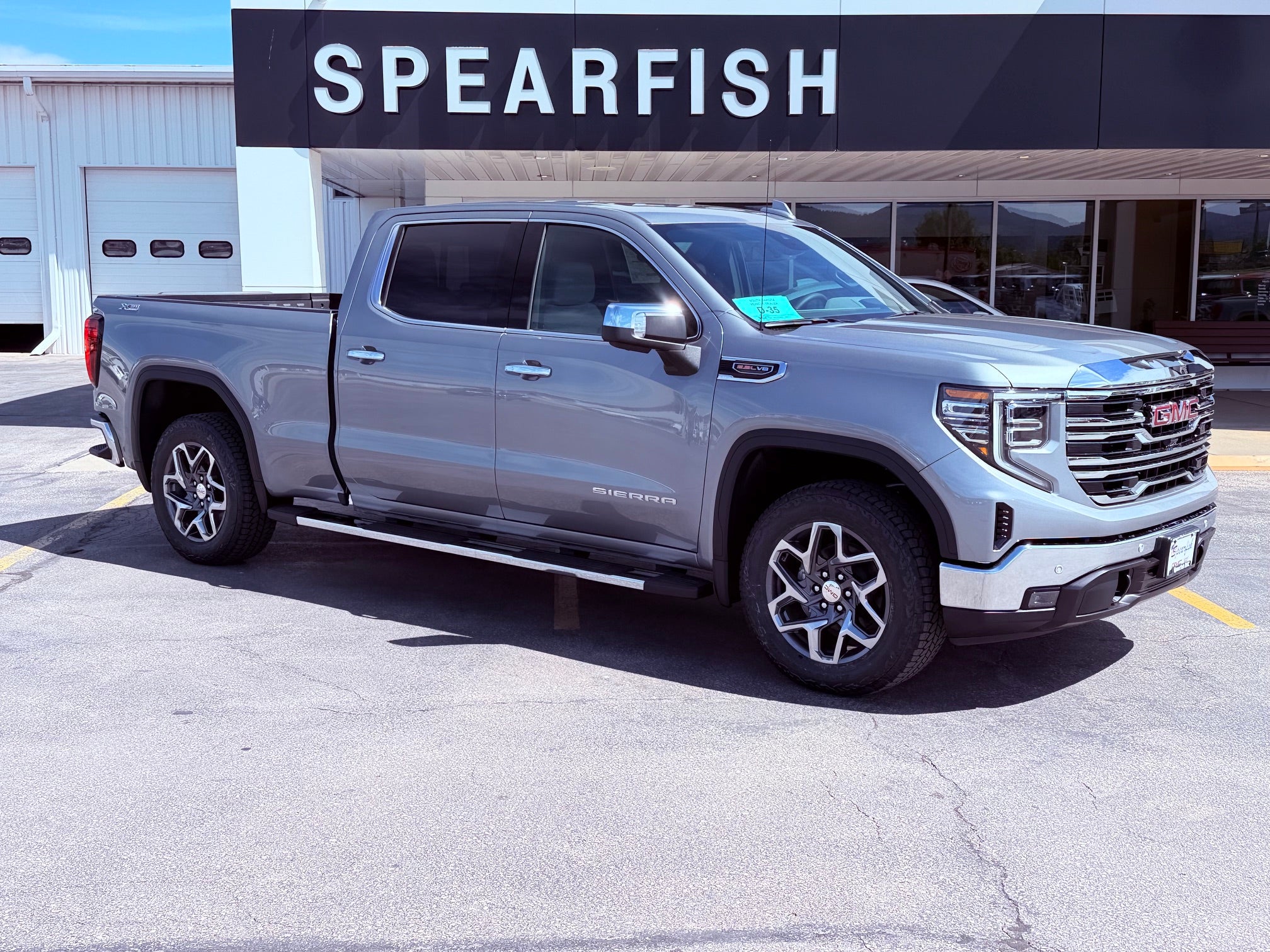 2026 GMC Sierra 1500 SLT