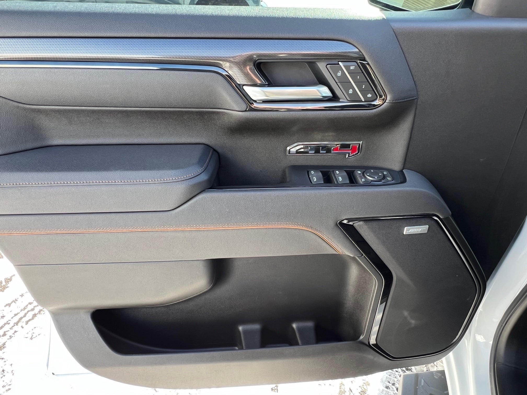 2025 GMC Sierra 1500 AT4