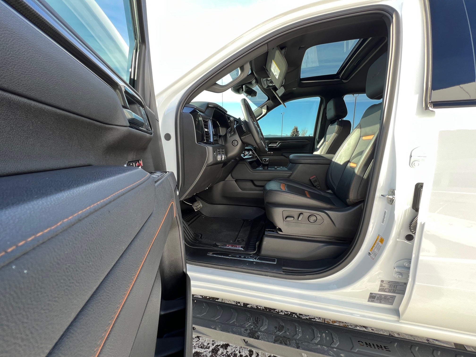 2025 GMC Sierra 1500 AT4