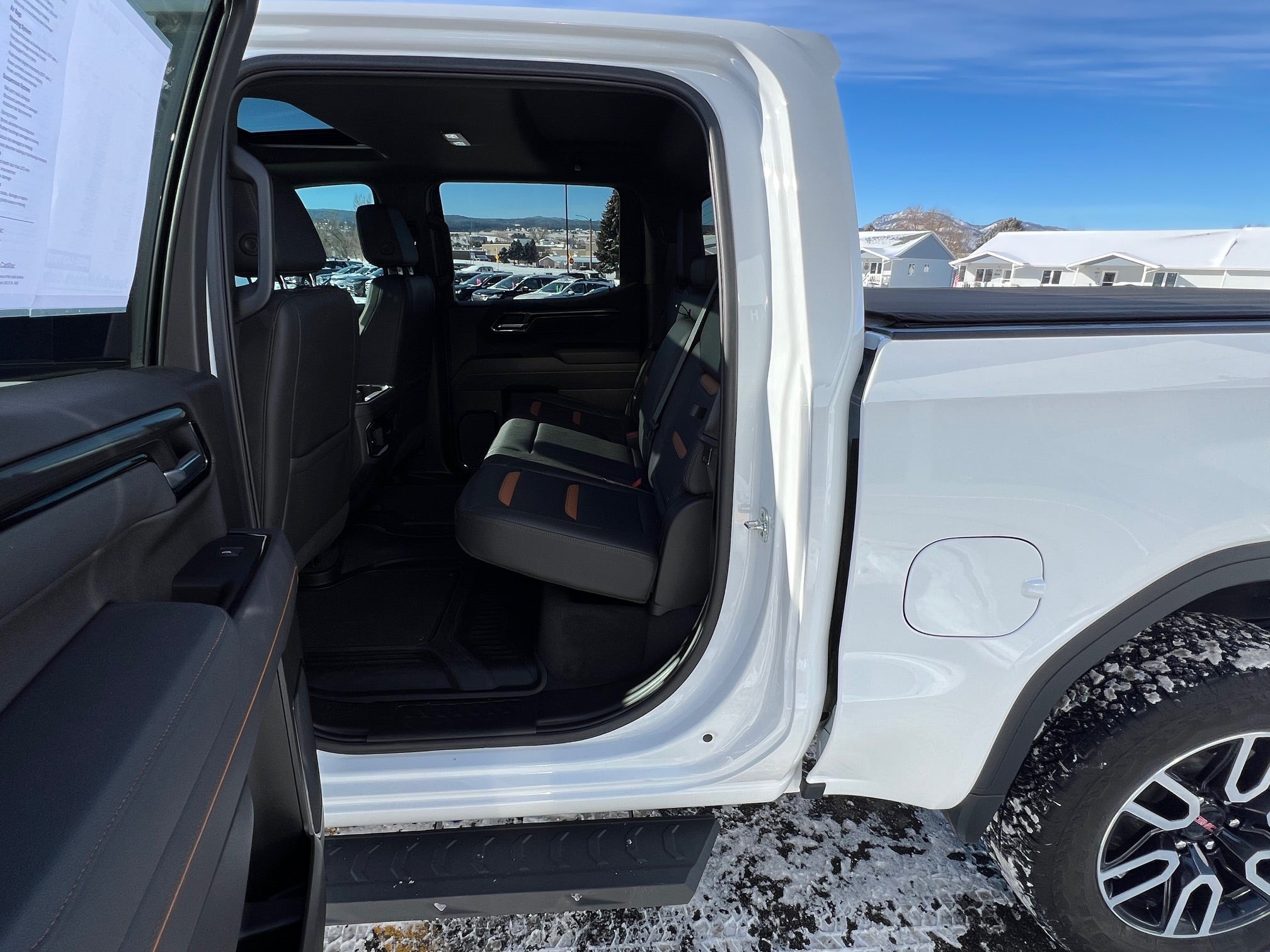 2025 GMC Sierra 1500 AT4