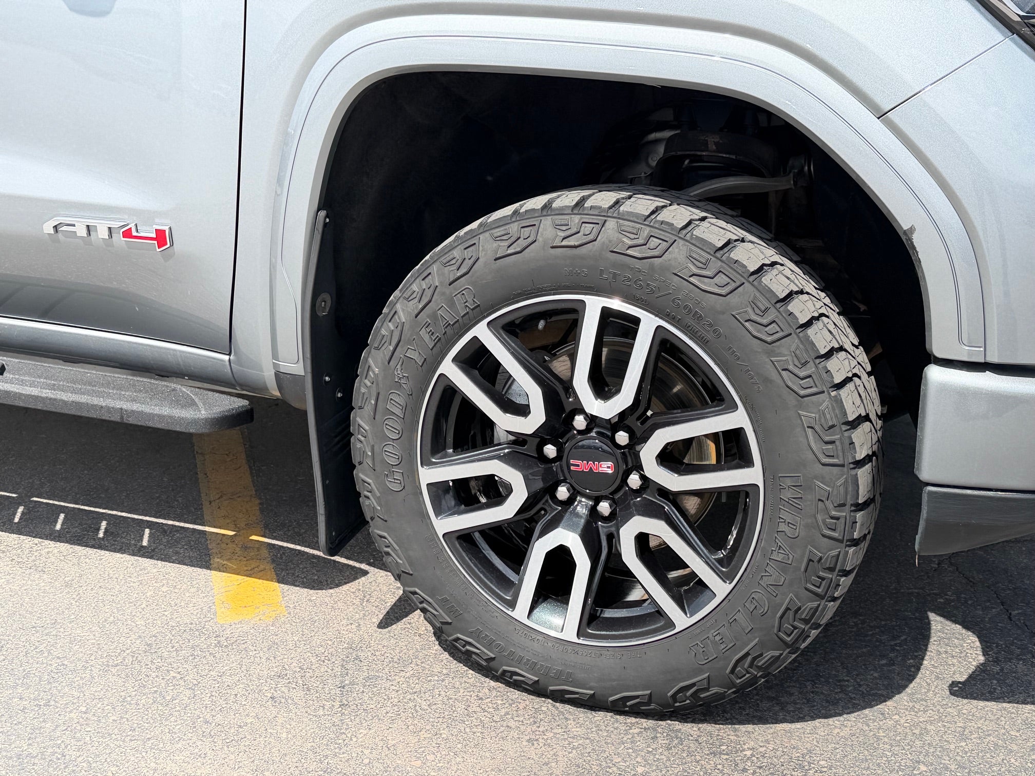 2025 GMC Sierra 1500 AT4