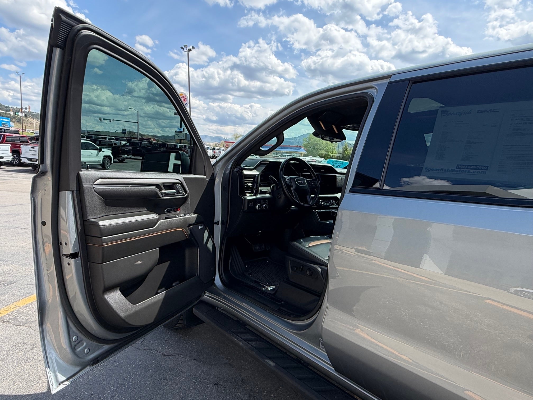 2025 GMC Sierra 1500 AT4