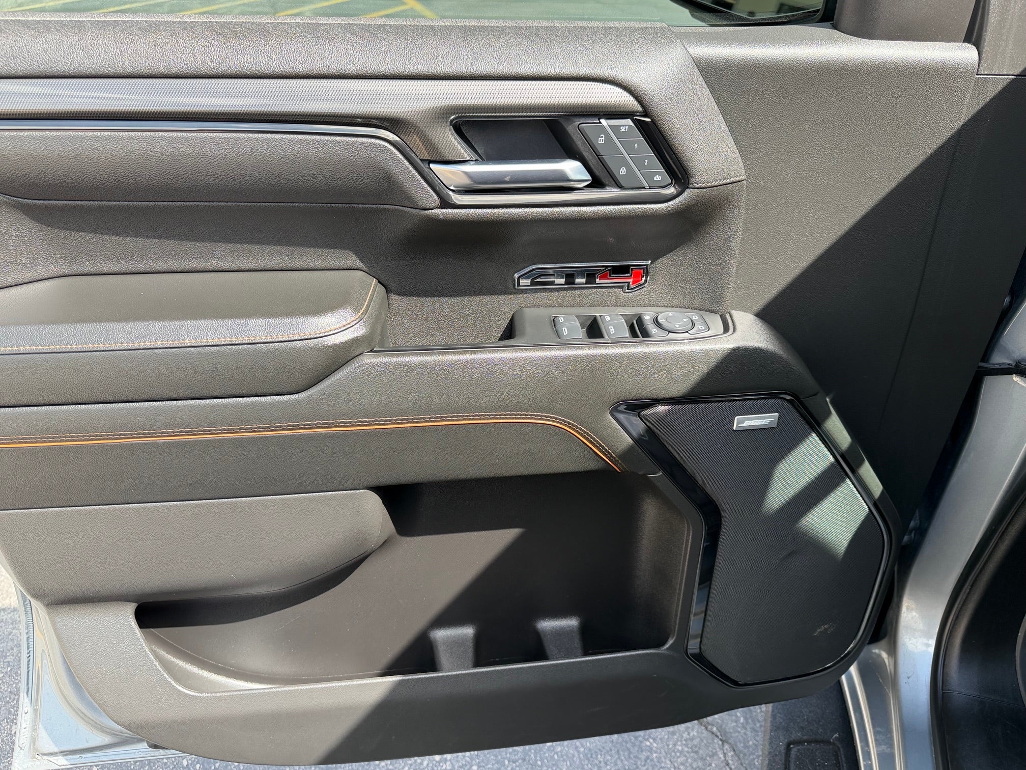 2025 GMC Sierra 1500 AT4