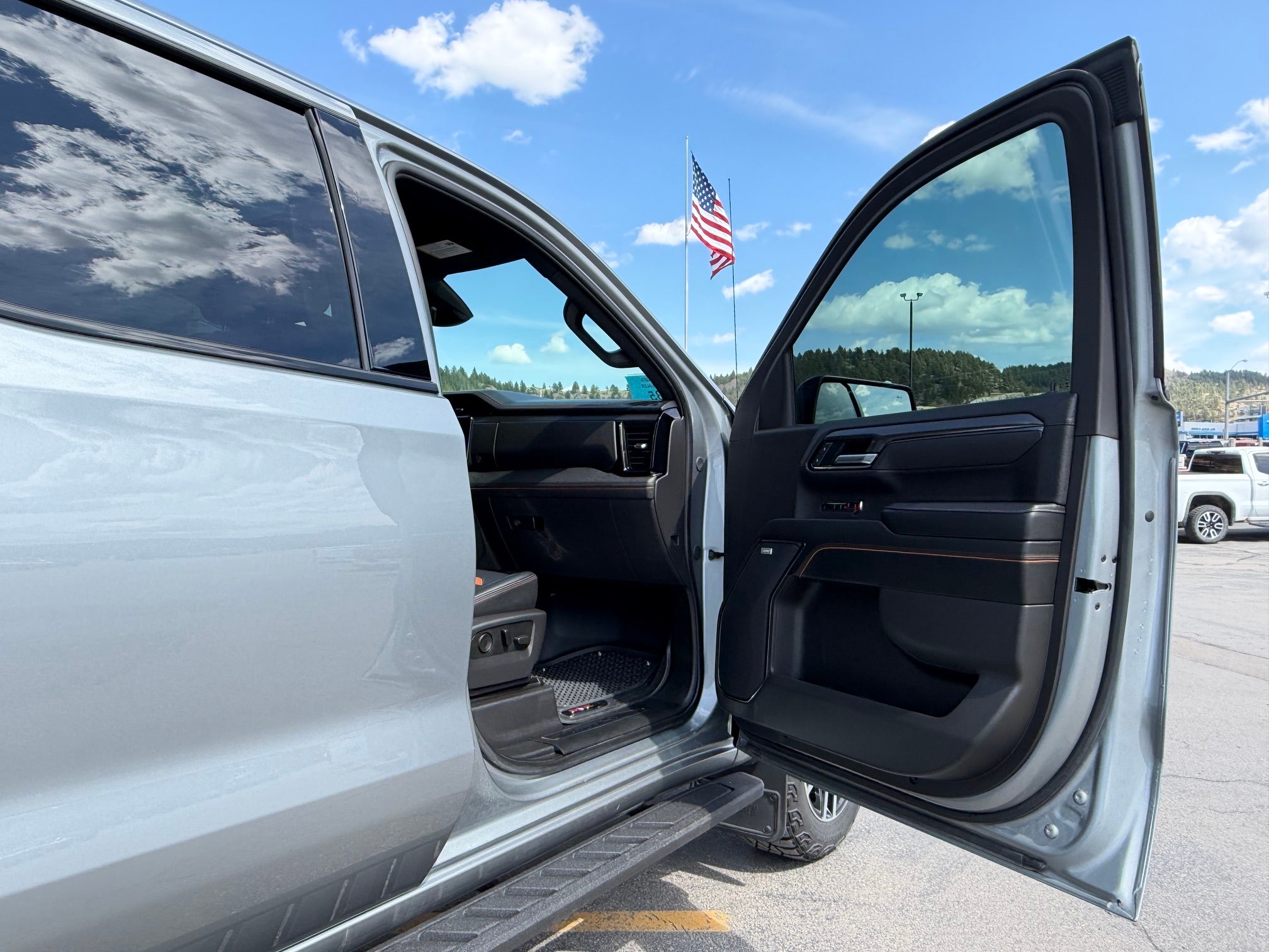 2025 GMC Sierra 1500 AT4