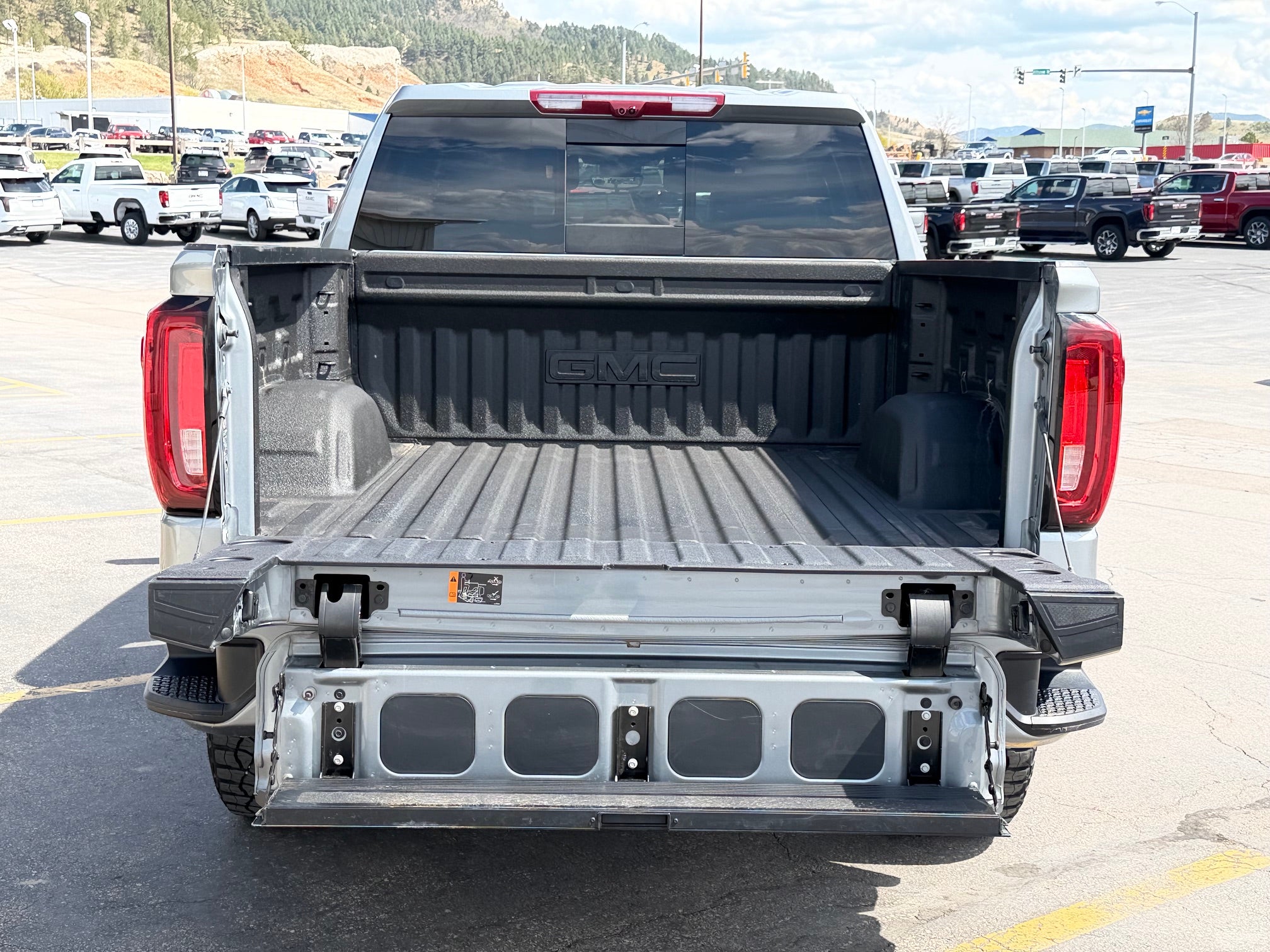 2025 GMC Sierra 1500 AT4