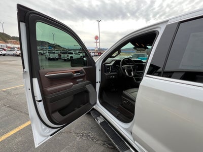 2023 GMC Sierra 1500 Crew Cab Short Box 4-Wheel Drive Denali