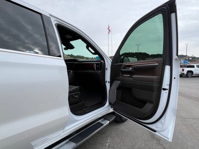 2023 GMC Sierra 1500 Crew Cab Short Box 4-Wheel Drive Denali