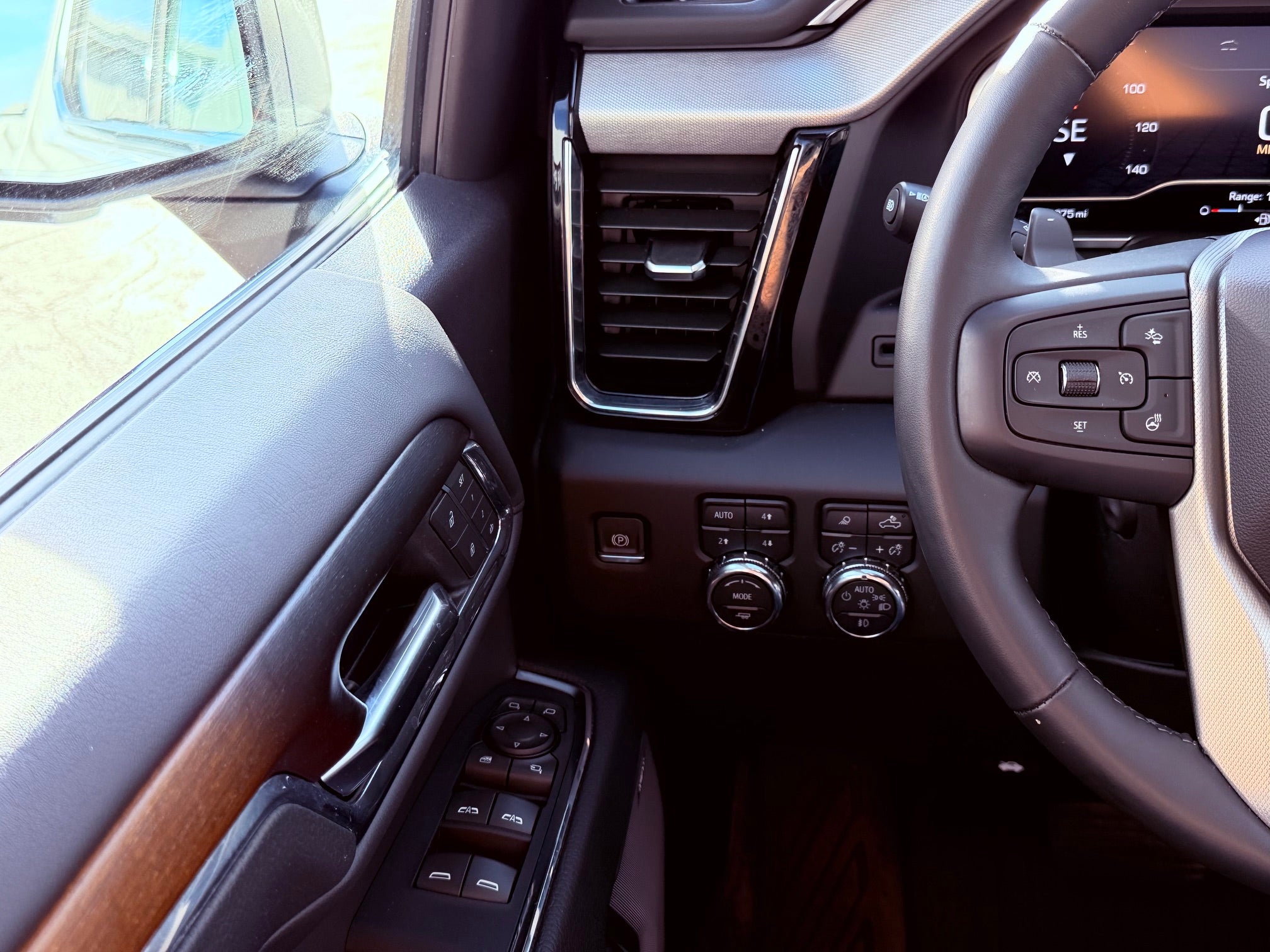 2024 GMC Sierra 1500 Crew Cab Short Box 4-Wheel Drive Denali