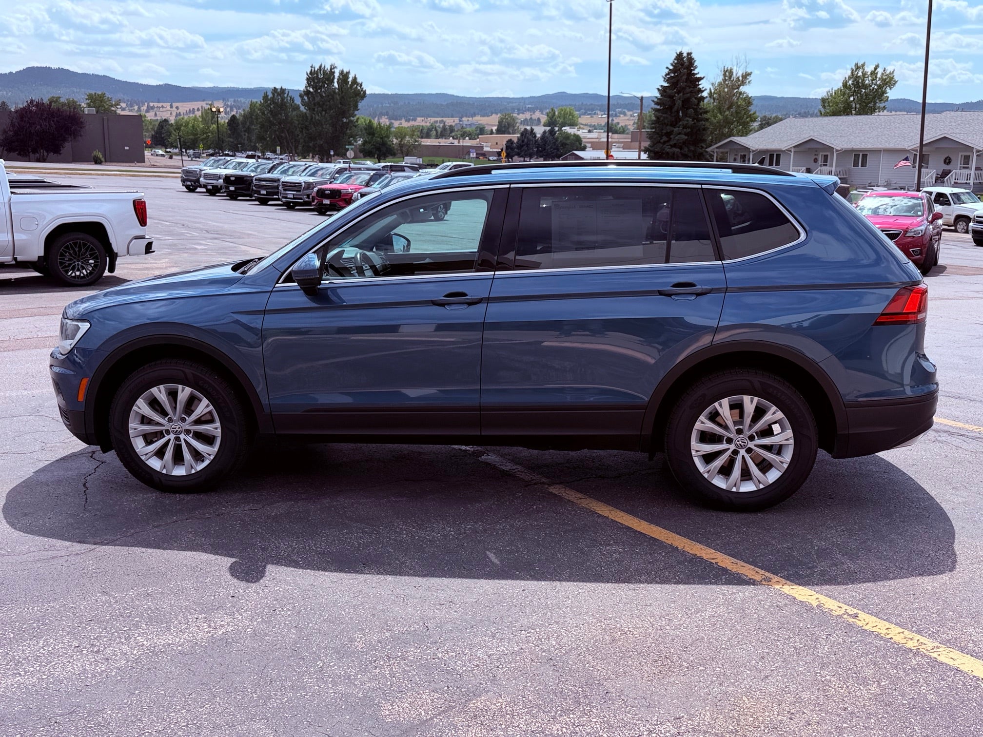 2019 Volkswagen Tiguan 2.0T SE 4MOTION