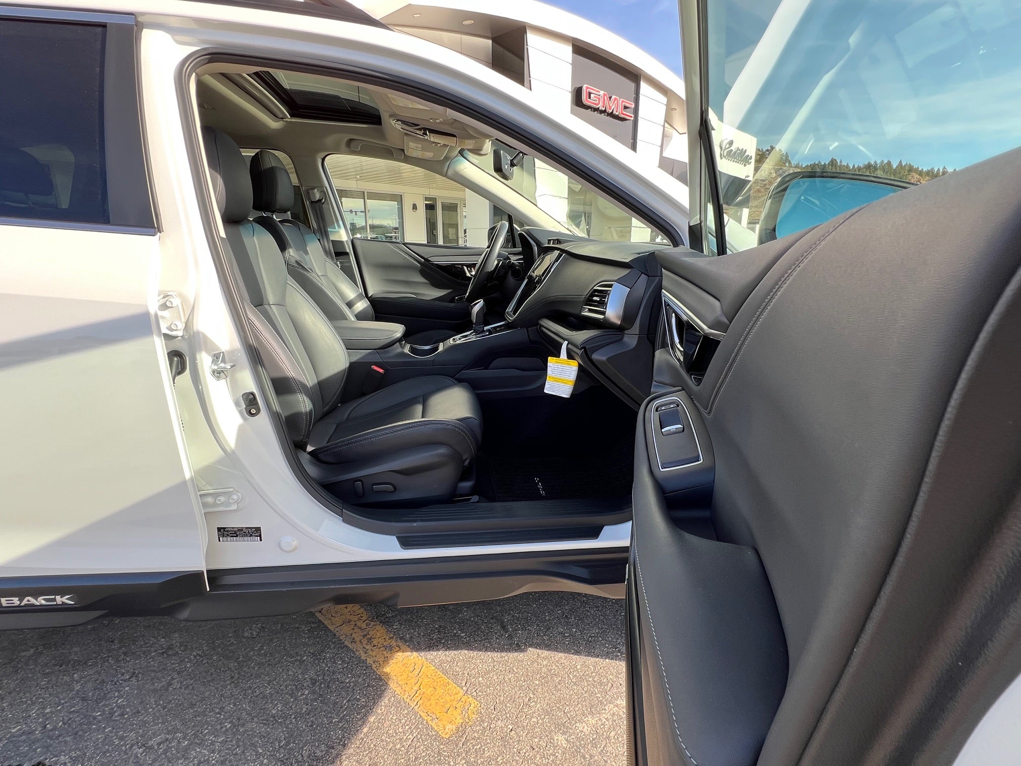 2022 Subaru Outback Limited XT CVT