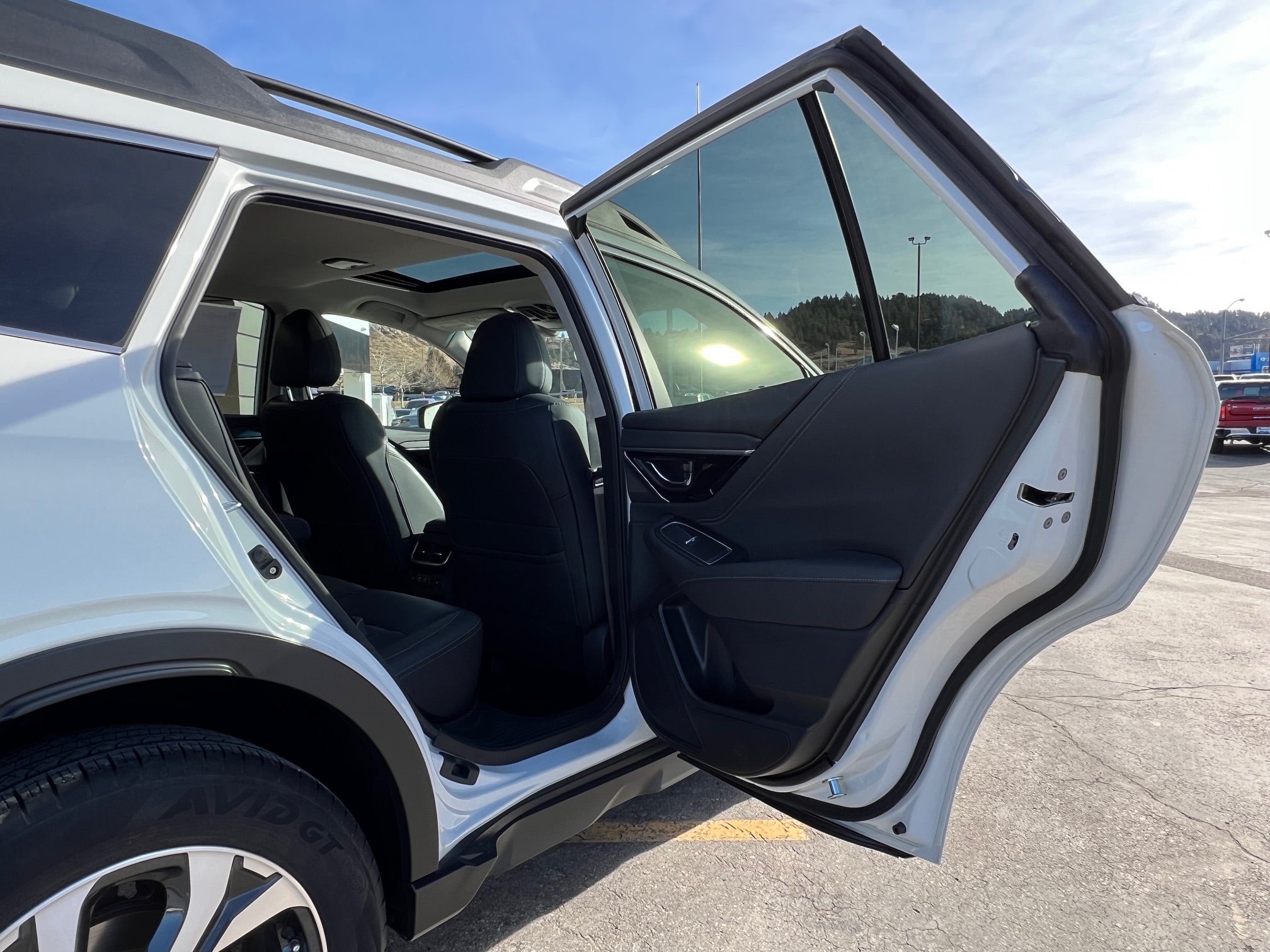 2022 Subaru Outback Limited XT CVT