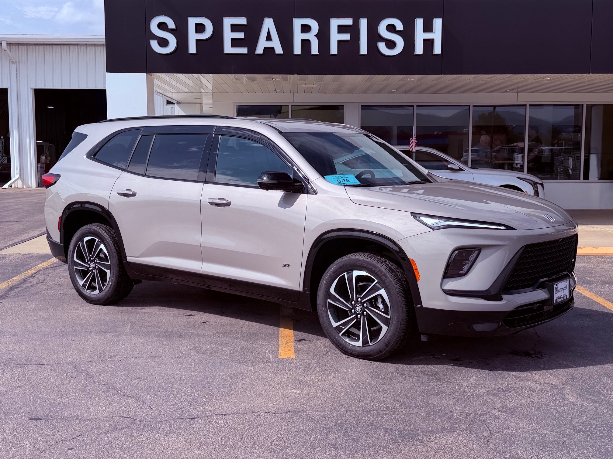 2026 Buick Enclave 4dr Sport Touring