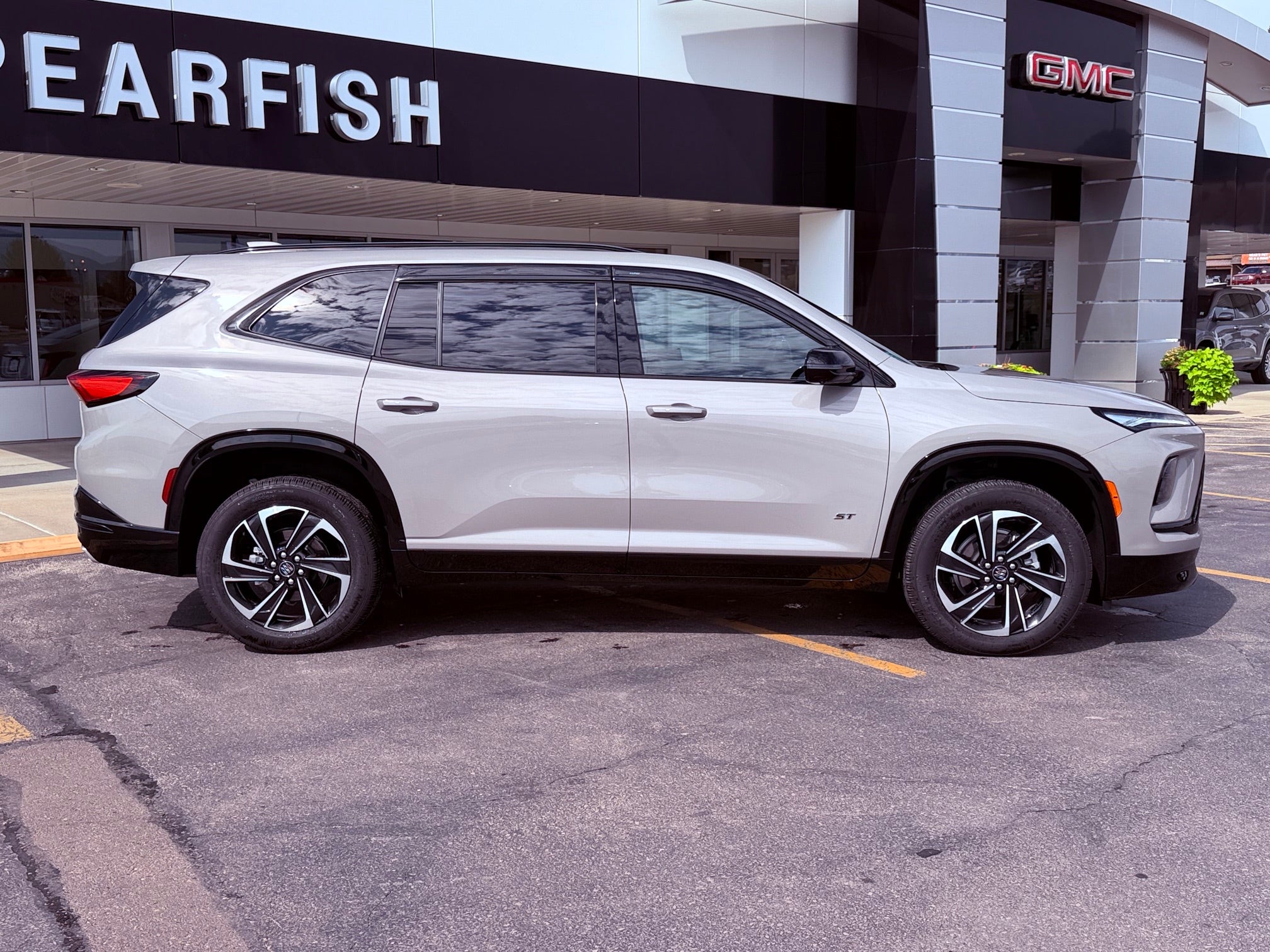 2026 Buick Enclave 4dr Sport Touring