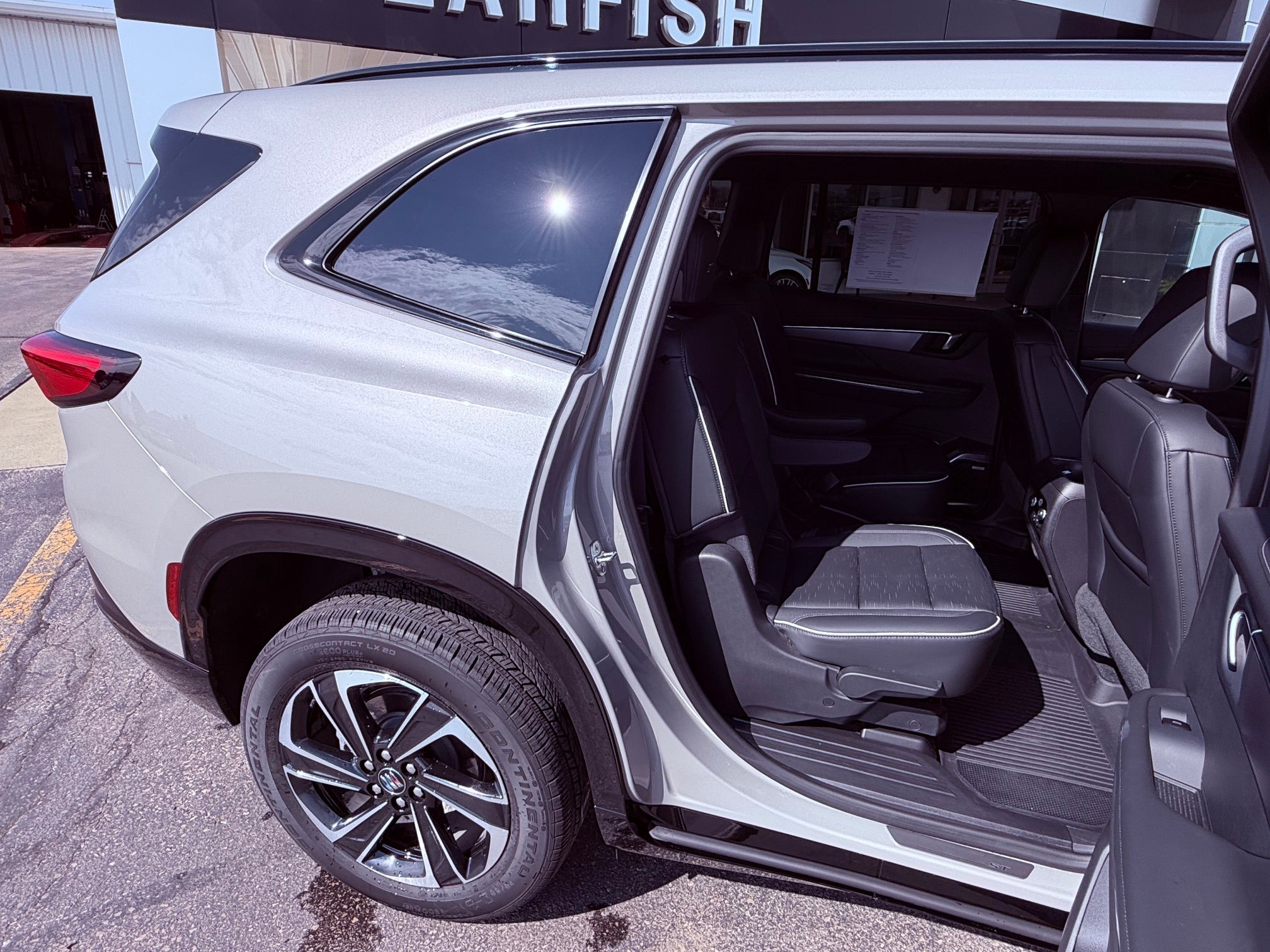 2026 Buick Enclave 4dr Sport Touring