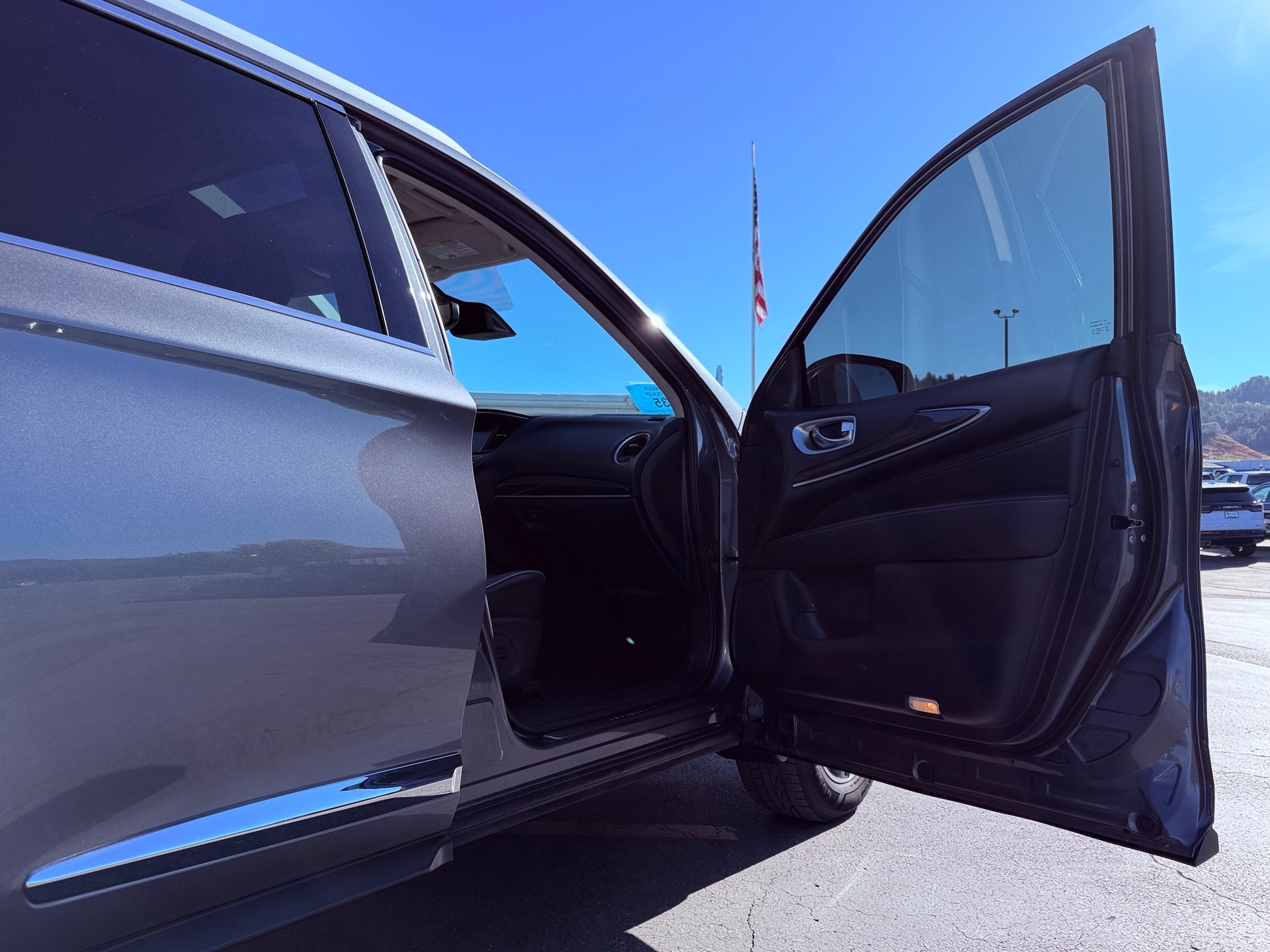 2019 INFINITI QX60 LUXE