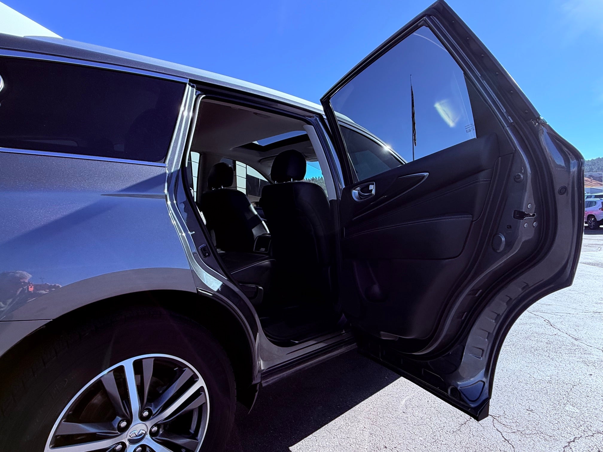 2019 INFINITI QX60 LUXE