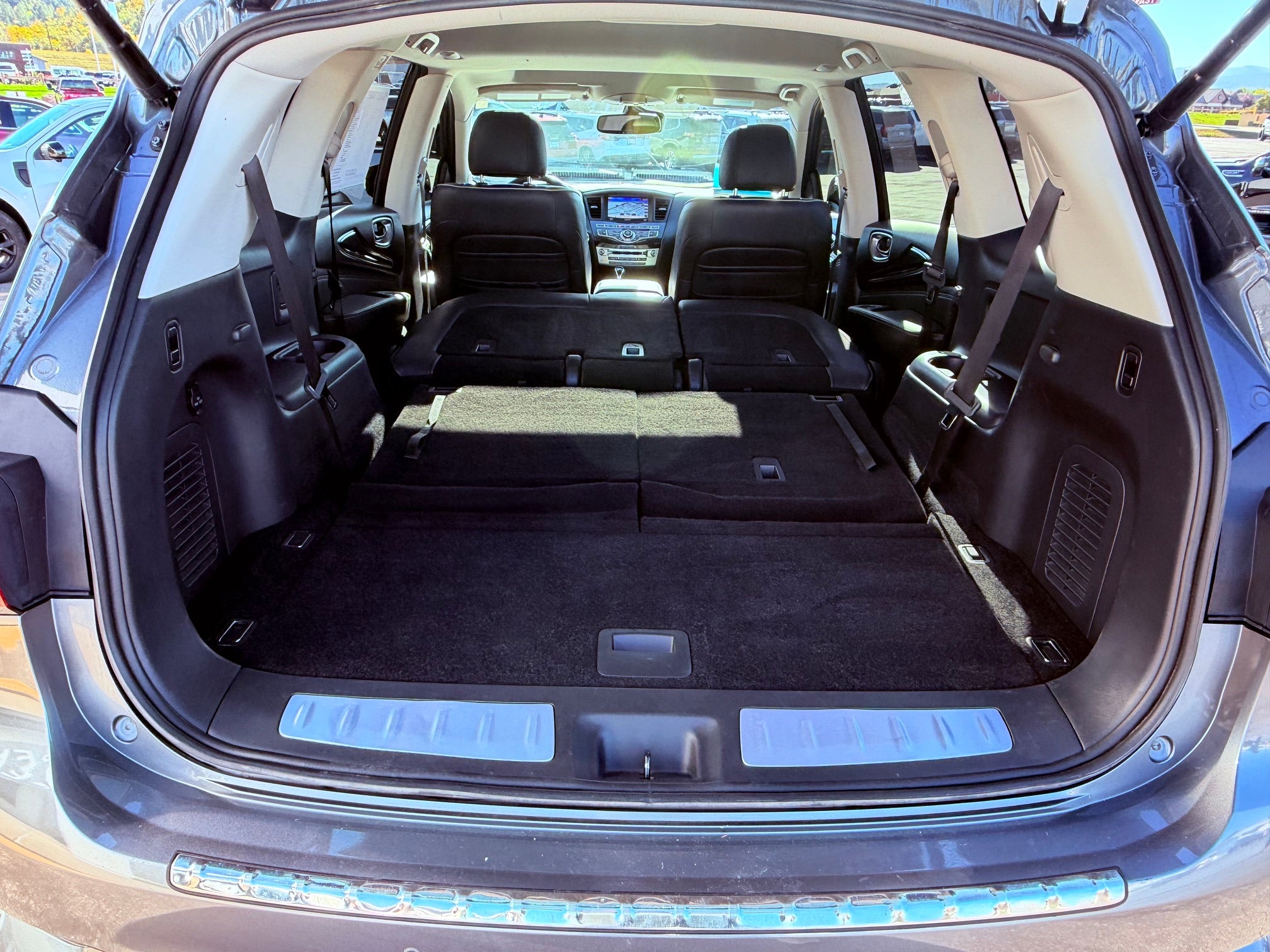 2019 INFINITI QX60 LUXE