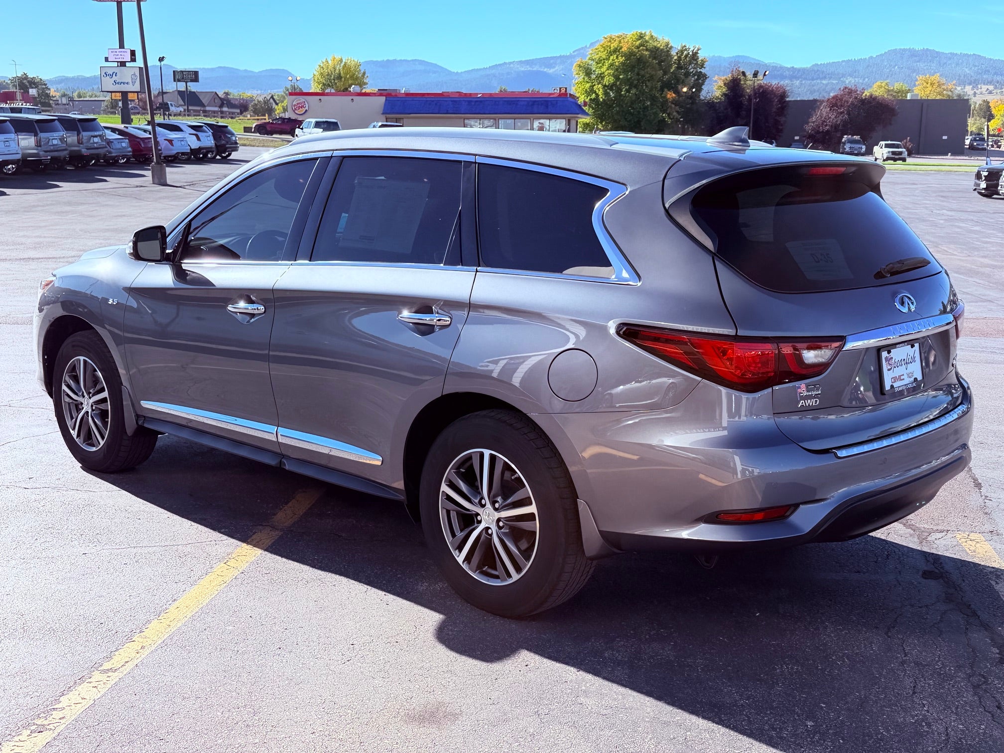 2019 INFINITI QX60 LUXE