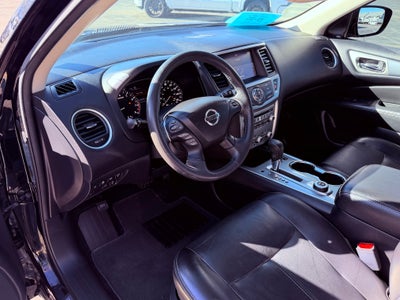 2017 Nissan Pathfinder SL