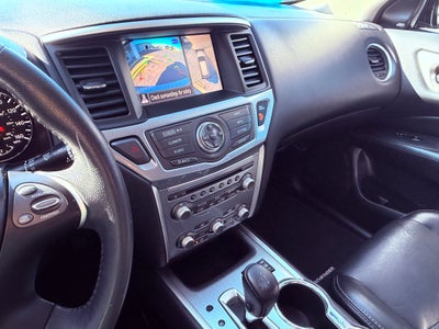 2017 Nissan Pathfinder SL