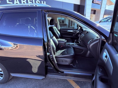 2017 Nissan Pathfinder SL