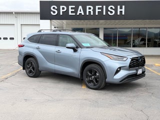 2021 Toyota Highlander Hybrid LE AWD (Natl)