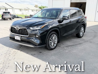 2022 Toyota Highlander Platinum AWD (Natl)