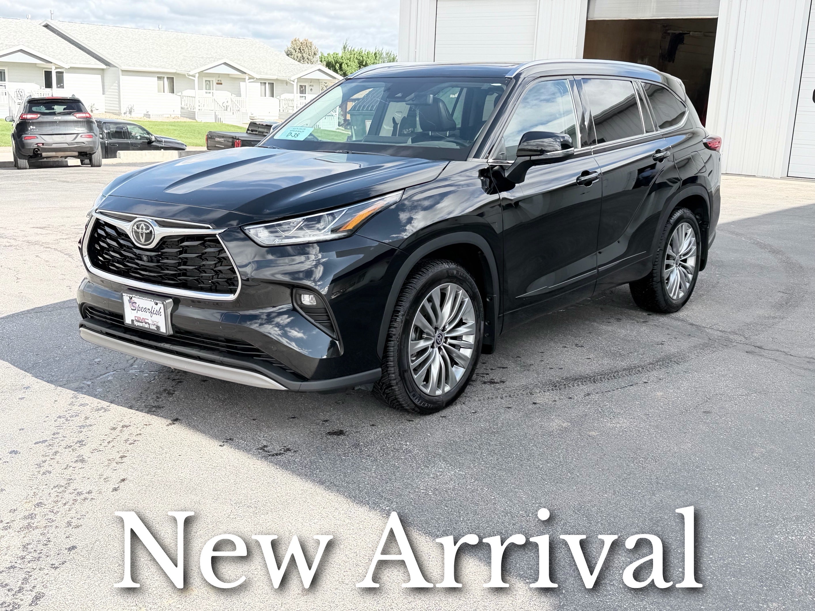 2022 Toyota Highlander Platinum AWD (Natl)