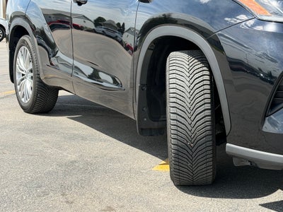 2022 Toyota Highlander Platinum AWD (Natl)