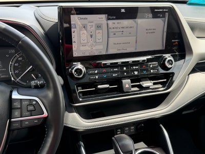 2022 Toyota Highlander Platinum AWD (Natl)