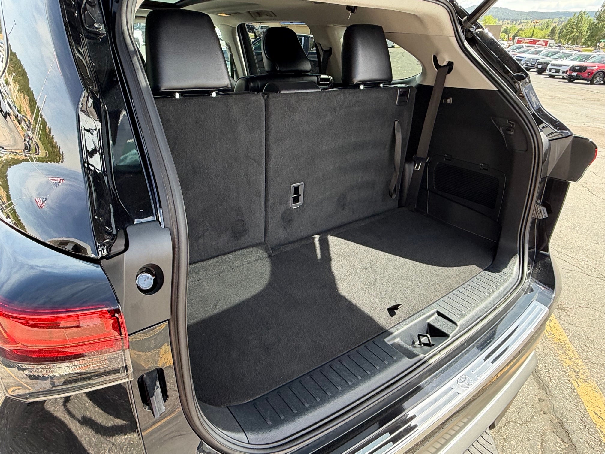 2022 Toyota Highlander Platinum AWD (Natl)