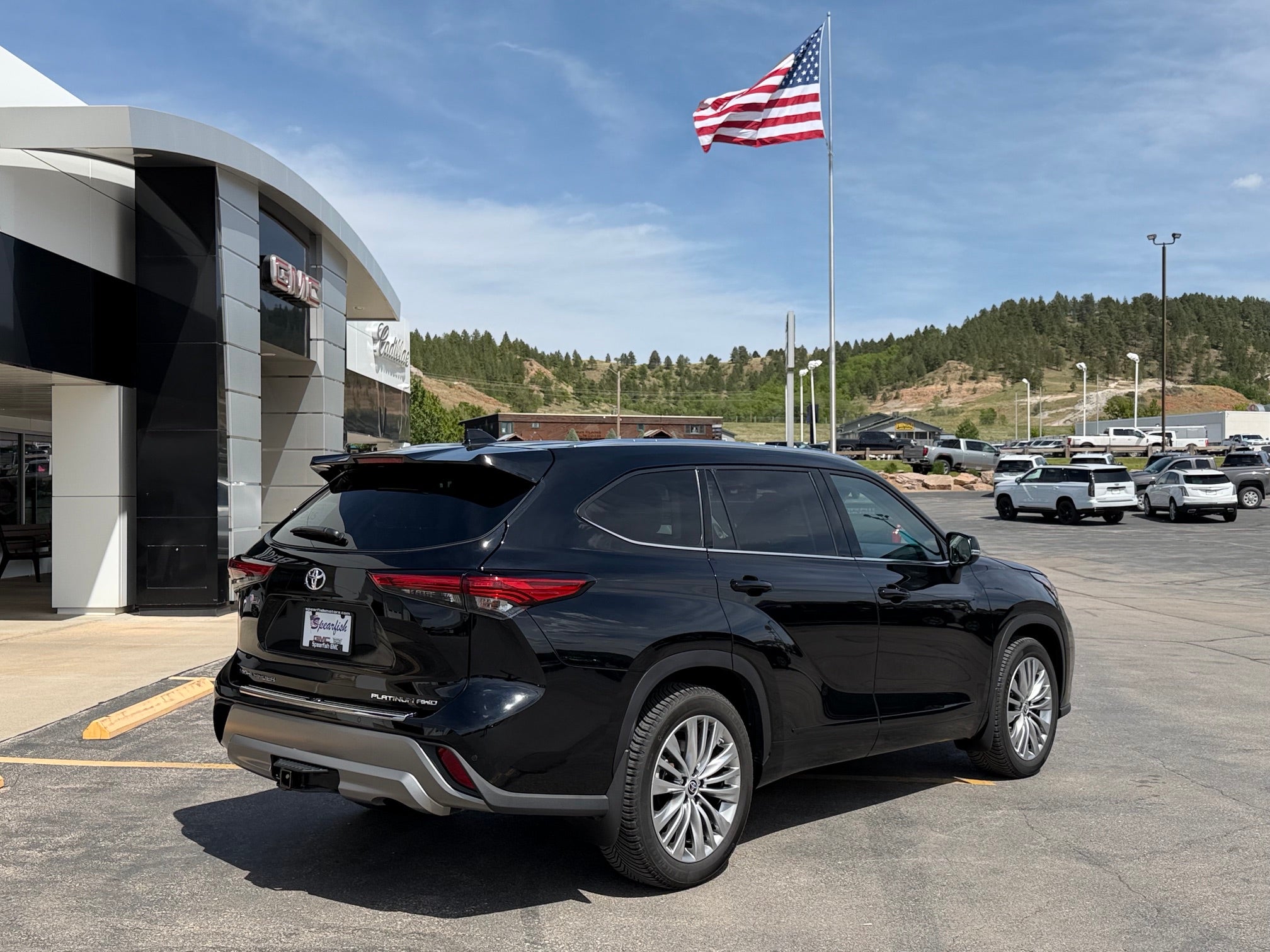 2022 Toyota Highlander Platinum AWD (Natl)