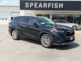 2022 Toyota Highlander Platinum AWD (Natl)