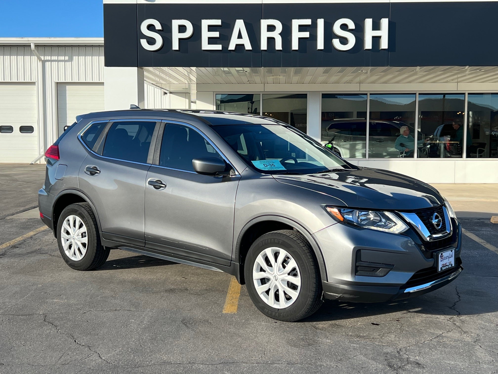 2017 Nissan Rogue AWD S