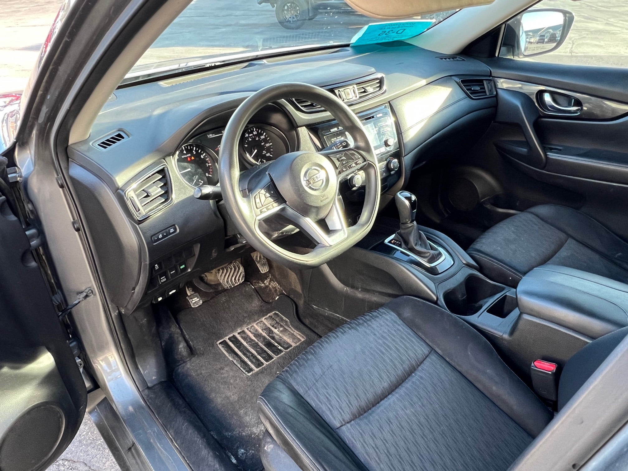 2017 Nissan Rogue AWD S