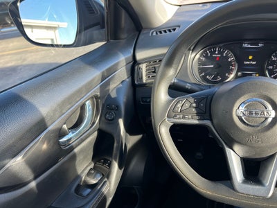 2017 Nissan Rogue AWD S