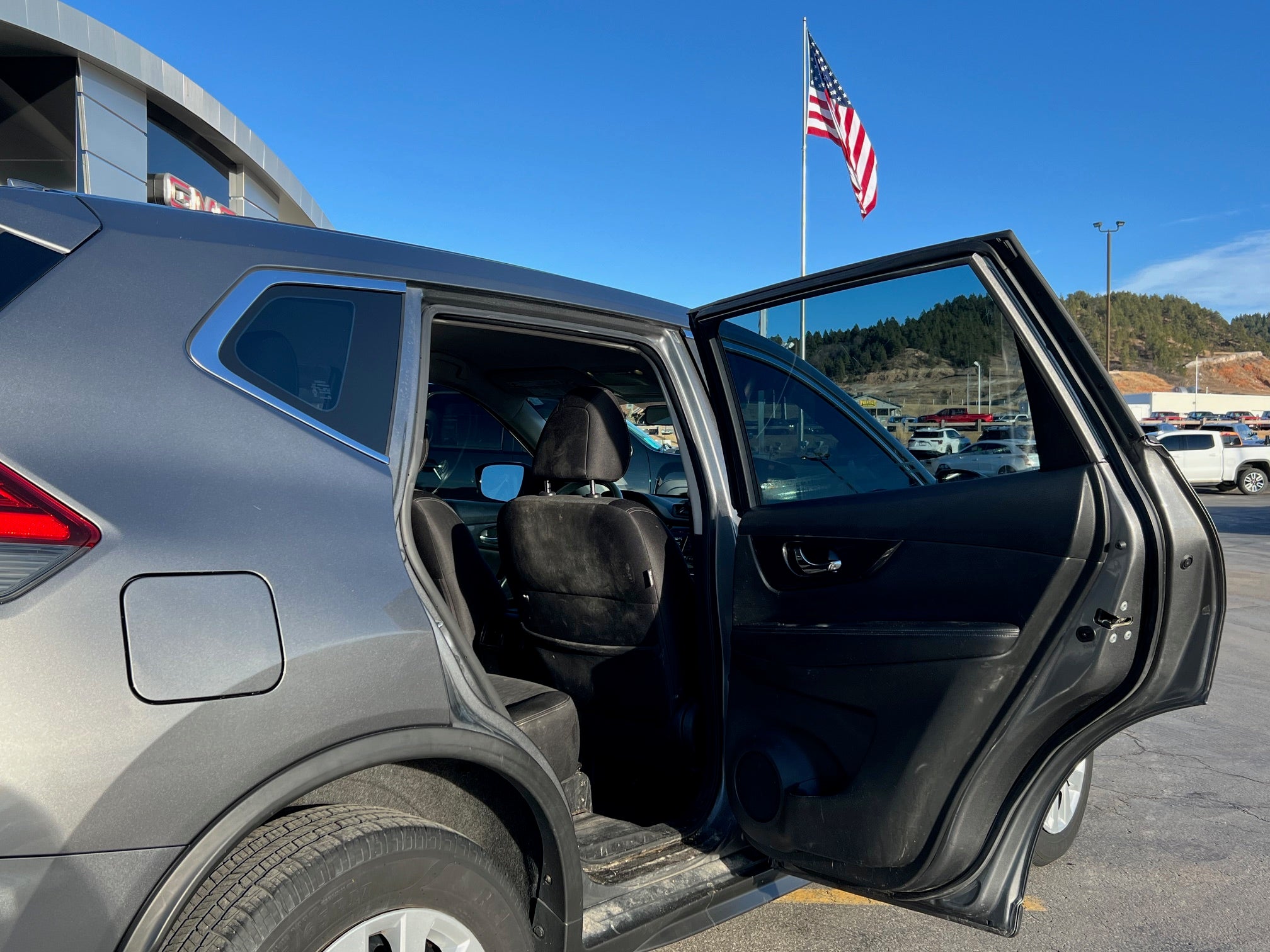 2017 Nissan Rogue AWD S
