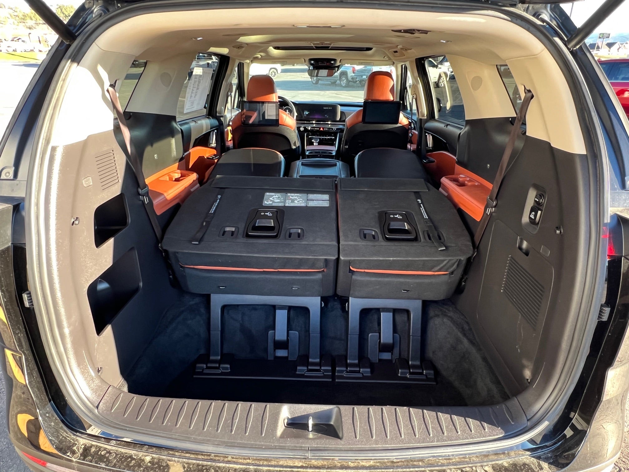 2024 Kia Carnival MPV SX Prestige FWD