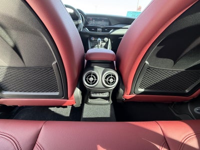 2024 Alfa Romeo Stelvio Sprint AWD