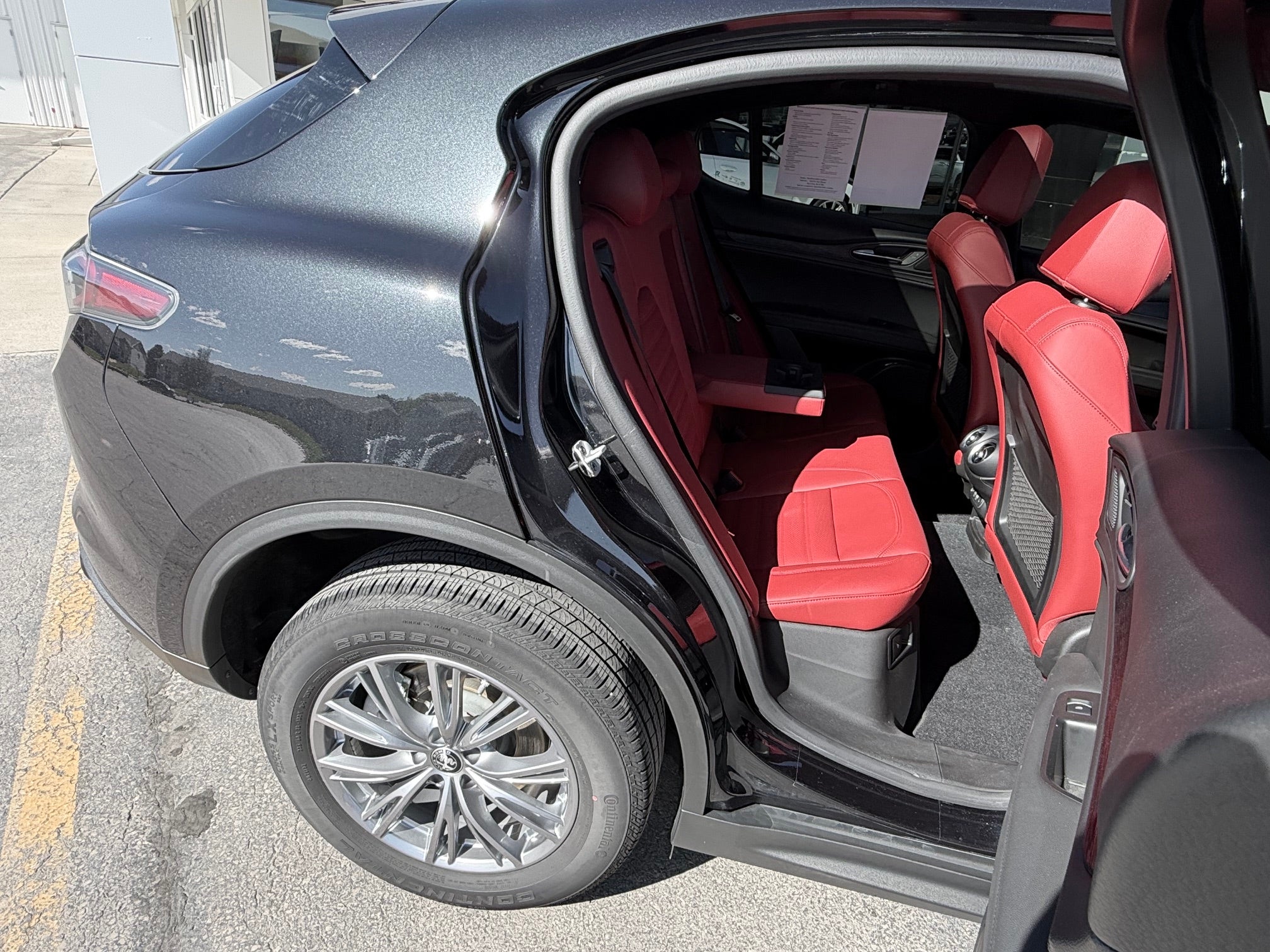 2024 Alfa Romeo Stelvio Sprint AWD